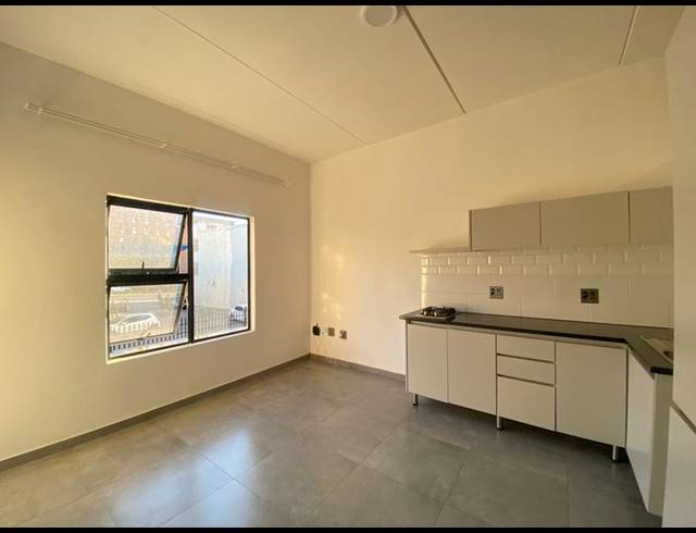 1 BEDROOM APARTMENT FOR SALE IN FERNDALE